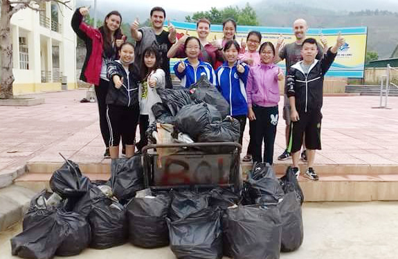 Đại học Hạ Long thực hiện dự án xử lý rác thải nhựa trên Vịnh Hạ Long